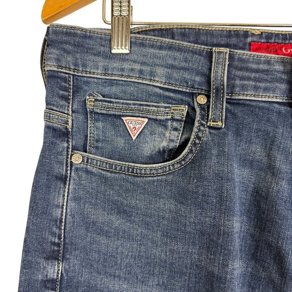 Guess Mens Athletic Tapered Denim Jeans Sz 32x32 (Actual 33 x 28) Med Dark Wash - Picture 4 of 11